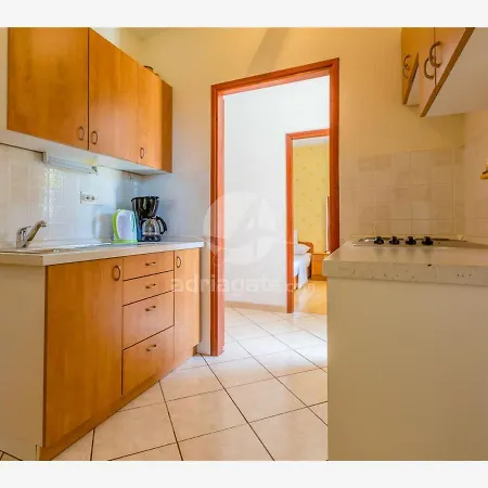 Dora Apartment