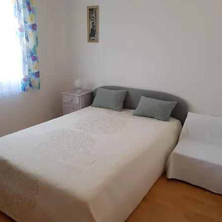 Apartment Dora