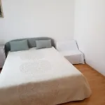 Dora Appartement Selce
