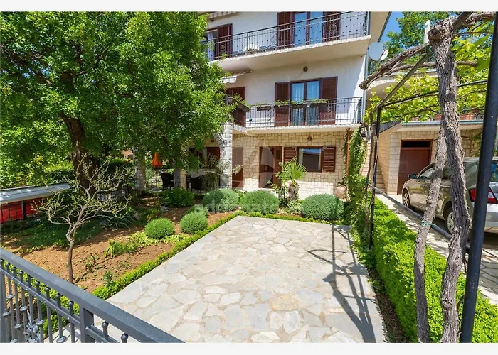 Διαμέρισμα Dora Selce