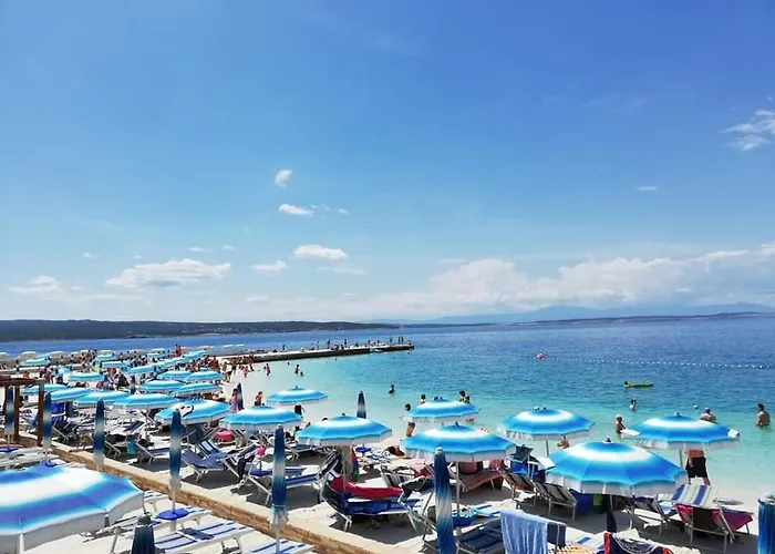 Διαμέρισμα Dora *